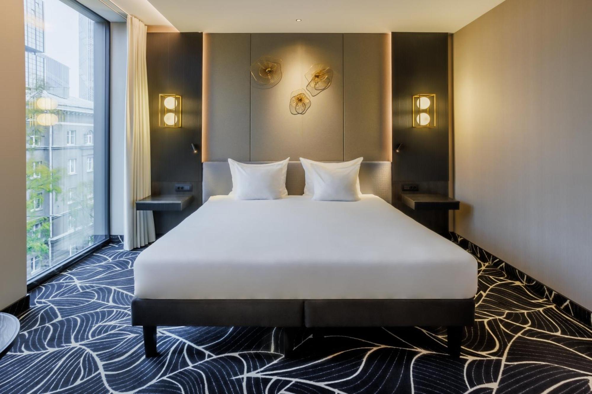 Movenpick 4*